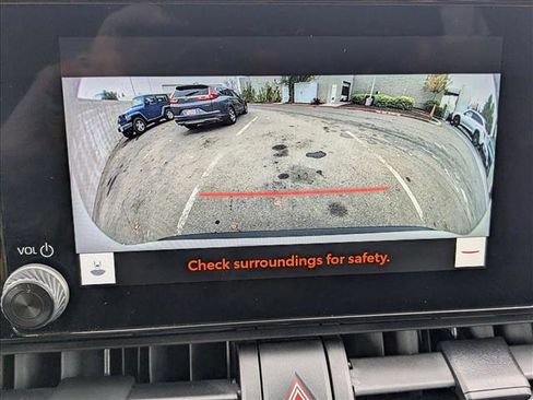 Used 2023 Toyota RAV4 LE image 13