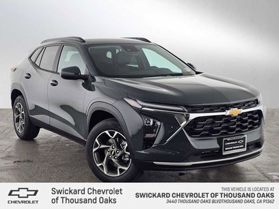 New 2026 Chevrolet Trax LT w/ Driver Confidence Package