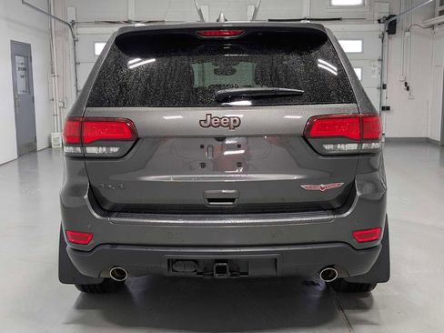 Used 2019 Jeep Grand Cherokee Trailhawk image 9