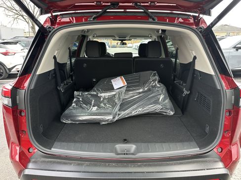 New 2026 Nissan Pathfinder SV image 35