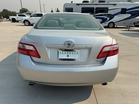 Used 2007 Toyota Camry XLE FWD image 4
