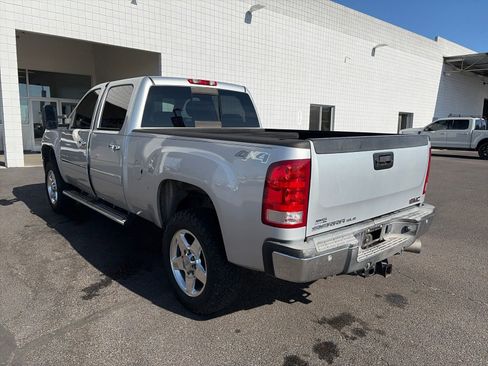 Used 2013 GMC Sierra 2500 SLE w/ HD SLE Premium Package AWD/4WD image 4