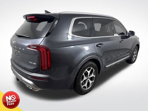 Used 2021 Kia Telluride EX w/ Towing Package FWD image 3