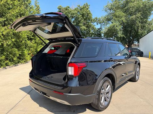 Used 2026 Ford Explorer Active w/ Active Comfort Package AWD/4WD image 33