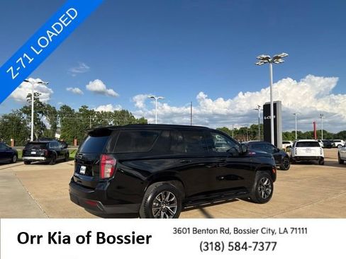 Used 2024 Chevrolet Tahoe Z71 w/ Luxury Package AWD/4WD image 9