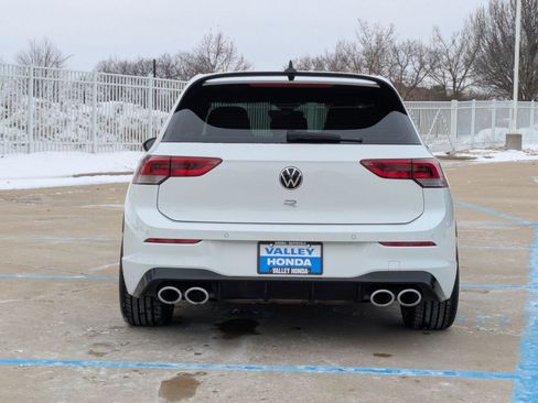 Used 2023 Volkswagen Golf R image 6