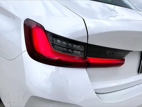 Used 2025 BMW 330i Sedan image 26