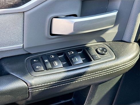 Used 2021 RAM 3500 Big Horn image 18