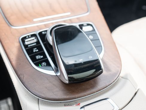 Used 2020 Mercedes-Benz E 350 4MATIC Sedan w/ Parking Assistance Package image 36