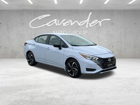 New 2025 Nissan Versa SR FWD image 2