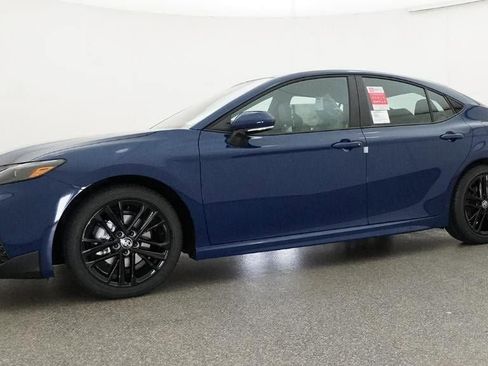 New 2026 Toyota Camry SE image 18