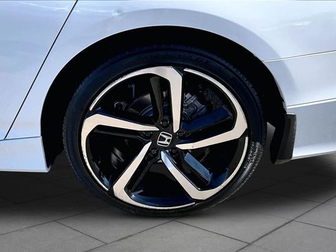 Used 2020 Honda Accord Sport image 10