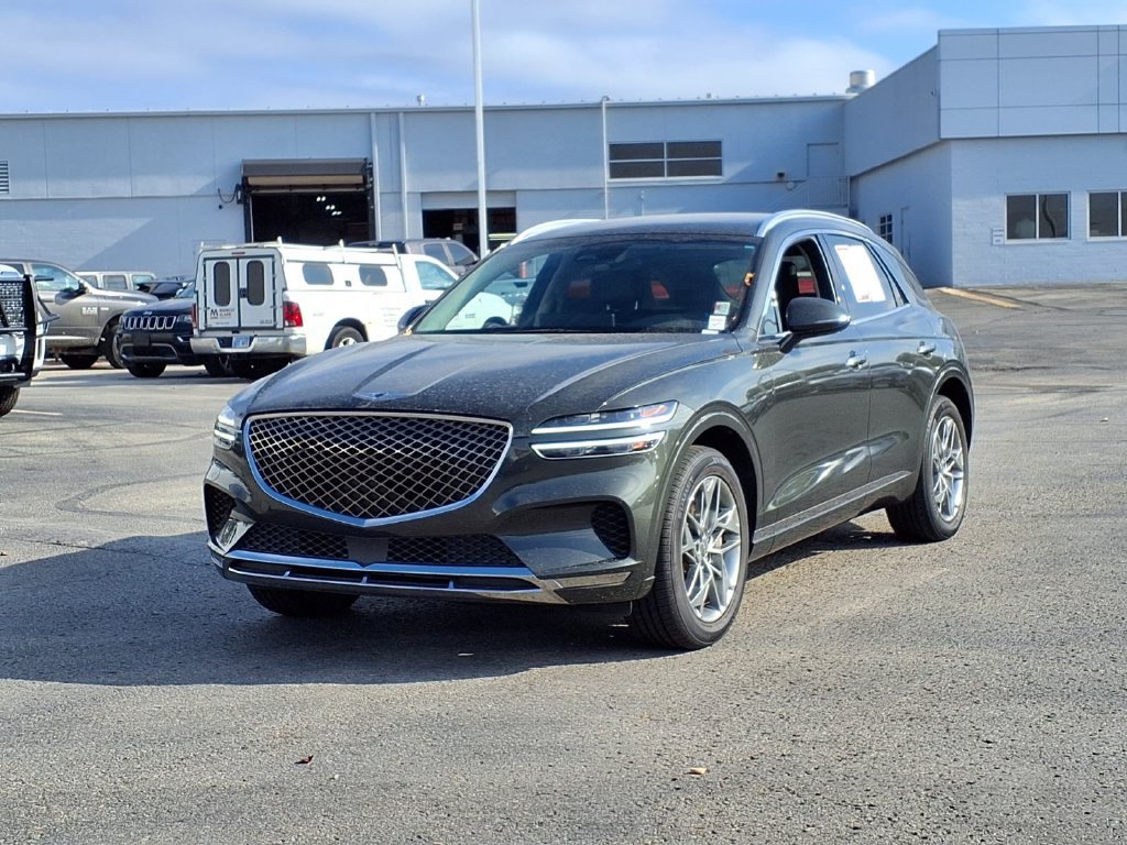 Used 2025 Genesis GV70 2.5T AWD/4WD image 2
