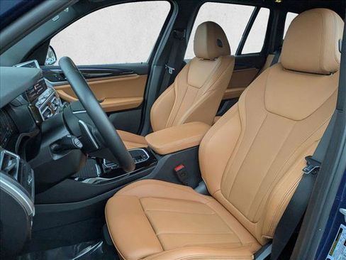 Used 2022 BMW X3 xDrive30i w/ Premium Package 2 image 17