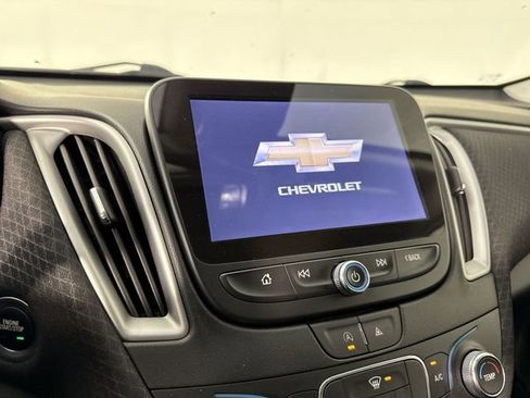 Used 2023 Chevrolet Malibu LS image 6