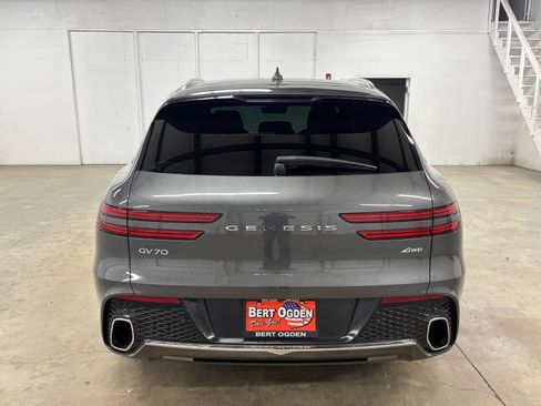 Used 2022 Genesis GV70 2.5T w/ Advanced Package AWD/4WD image 6