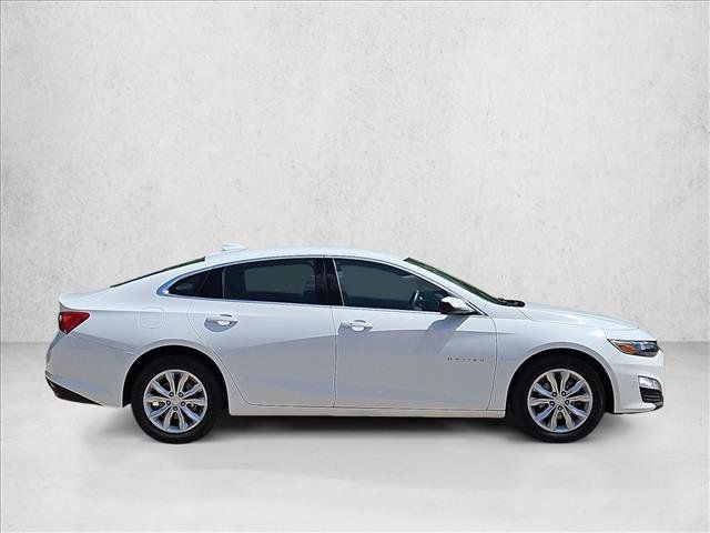 Used 2025 Chevrolet Malibu LT FWD image 4