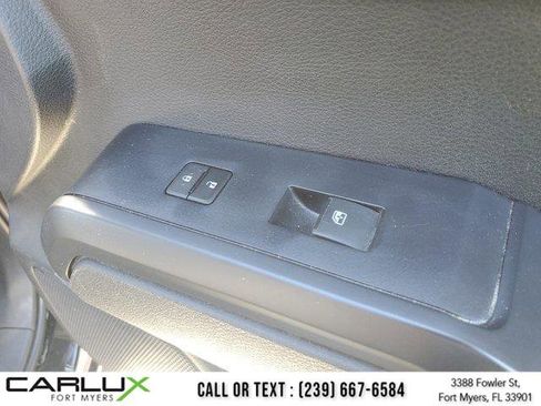 Used 2022 Toyota Tacoma SR image 12