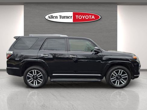 Used 2023 Toyota 4Runner Limited image 5