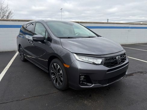 Certified 2026 Honda Odyssey Elite image 7