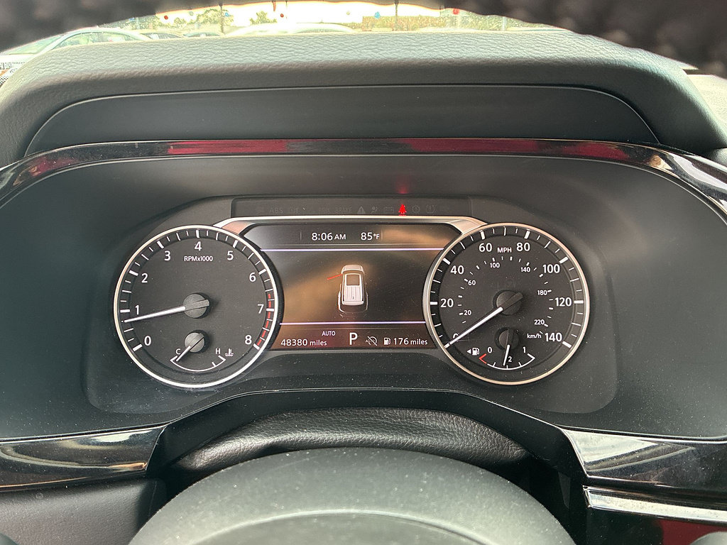 Used 2025 Nissan Pathfinder SV AWD/4WD image 18
