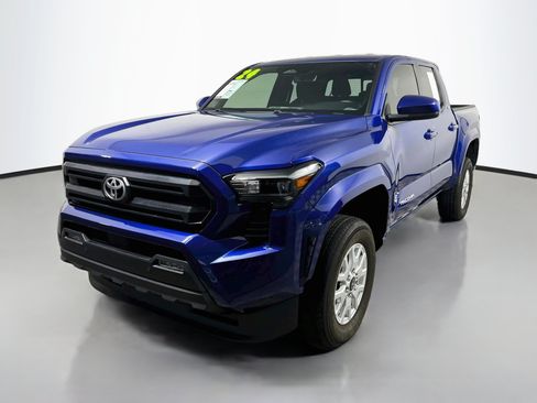 Used 2024 Toyota Tacoma SR5 RWD image 10