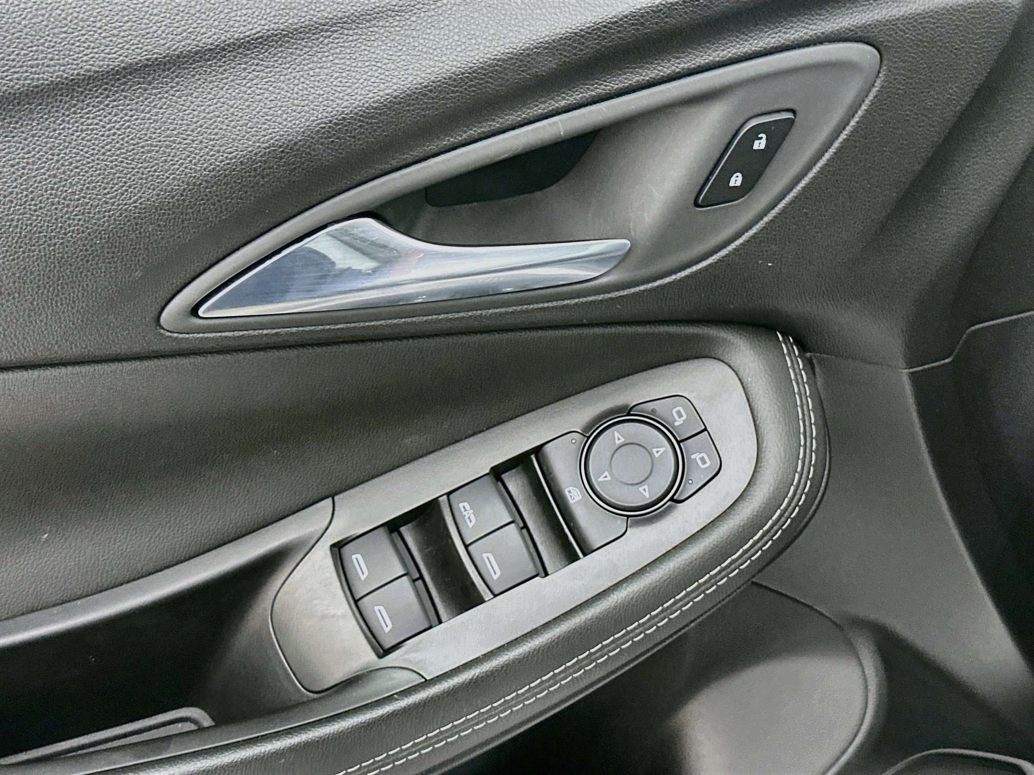 Used 2026 Buick Encore GX Preferred FWD image 15