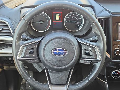 Used 2023 Subaru Forester Premium AWD/4WD image 19