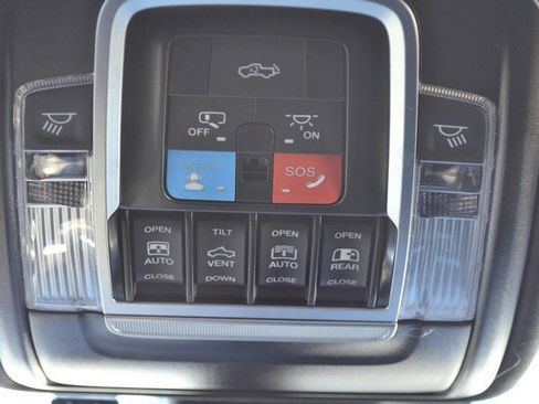 Used 2025 RAM 1500 Limited image 35