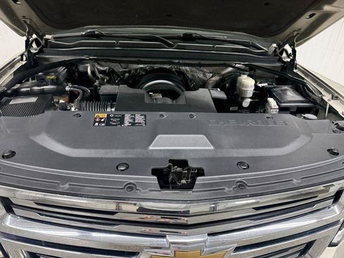Used 2015 Chevrolet Suburban LTZ AWD/4WD image 45
