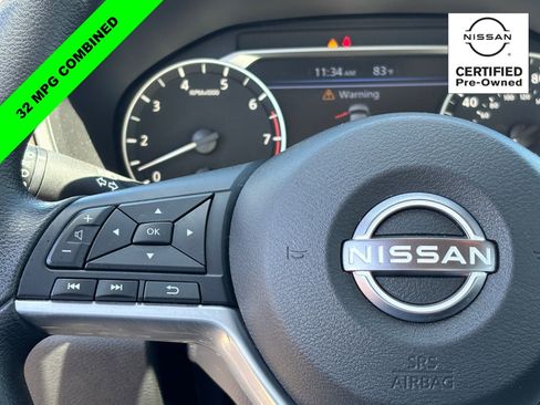 Certified 2025 Nissan Altima 2.5 SV FWD image 19