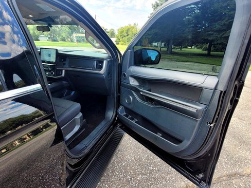 Used 2022 Ford Expedition XL image 13