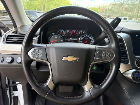 Used 2019 Chevrolet Tahoe LS AWD/4WD image 23