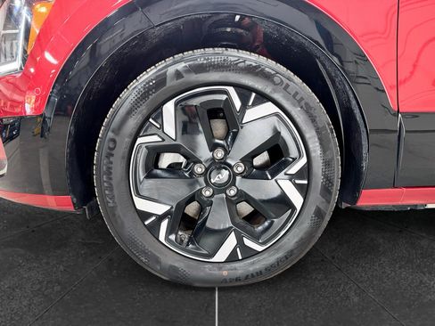 Used 2023 Kia Niro Wave FWD image 30