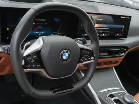 Certified 2025 BMW 330i Sedan image 10