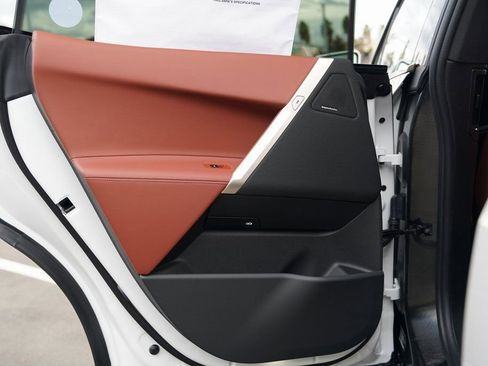 New 2026 BMW iX xDrive60 image 39