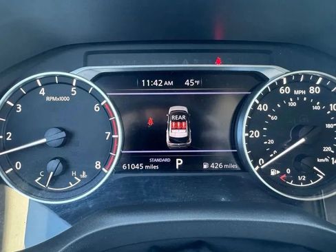 Used 2023 Nissan Rogue SV image 24