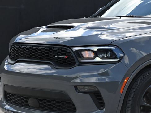 Used 2023 Dodge Durango GT RWD image 9