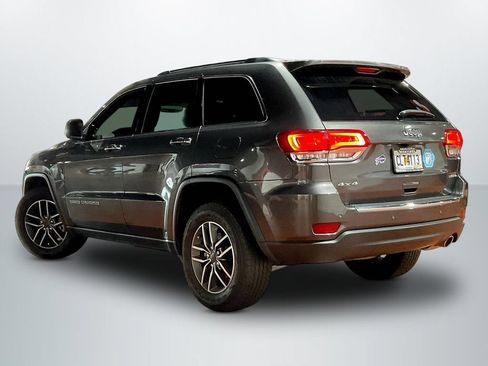 Used 2021 Jeep Grand Cherokee Limited AWD/4WD image 5