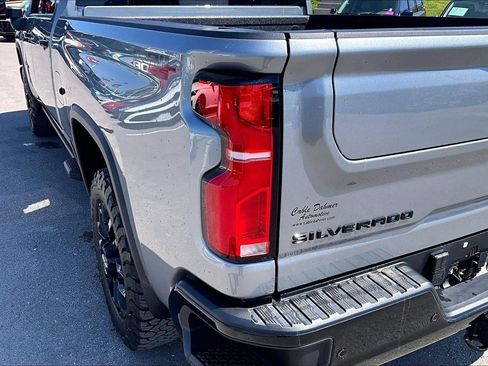 Used 2026 Chevrolet Silverado 2500 LTZ w/ LTZ Plus Package AWD/4WD image 27