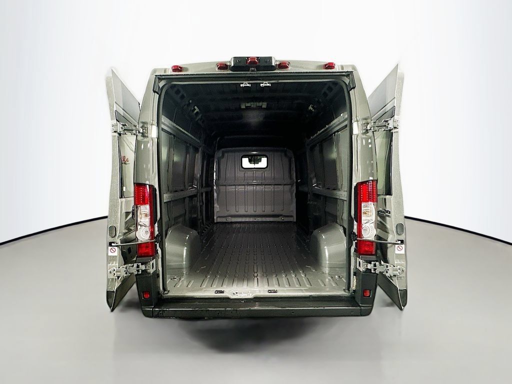 New 2026 RAM ProMaster 2500 w/ Quick Order Package 22G SLT FWD image 16