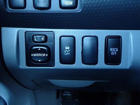 Used 2013 Toyota Tacoma 4x4 Double Cab w/ TRD Sport Pkg image 19