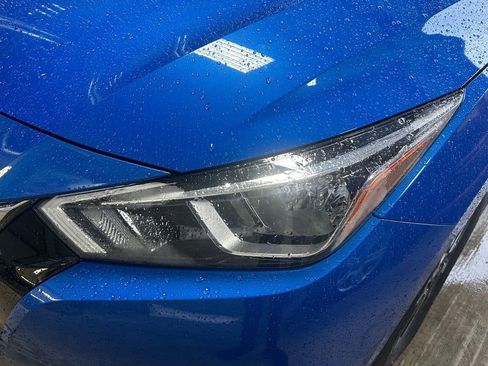 Used 2022 Nissan Versa SV image 37