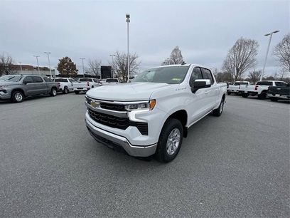 New 2025 Chevrolet Silverado 1500 LT w/ Convenience Package II