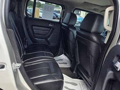 Used 2008 HUMMER H3 Luxury AWD/4WD image 13