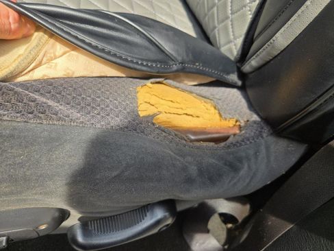 Used 2005 Dodge Ram 2500 Truck SLT image 21