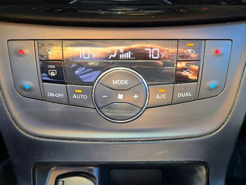 Used 2019 Nissan Sentra SV w/ Exterior Package image 28