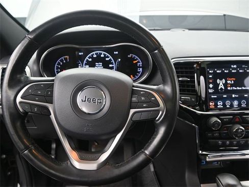 Used 2020 Jeep Grand Cherokee Limited w/ Luxury Group II image 6