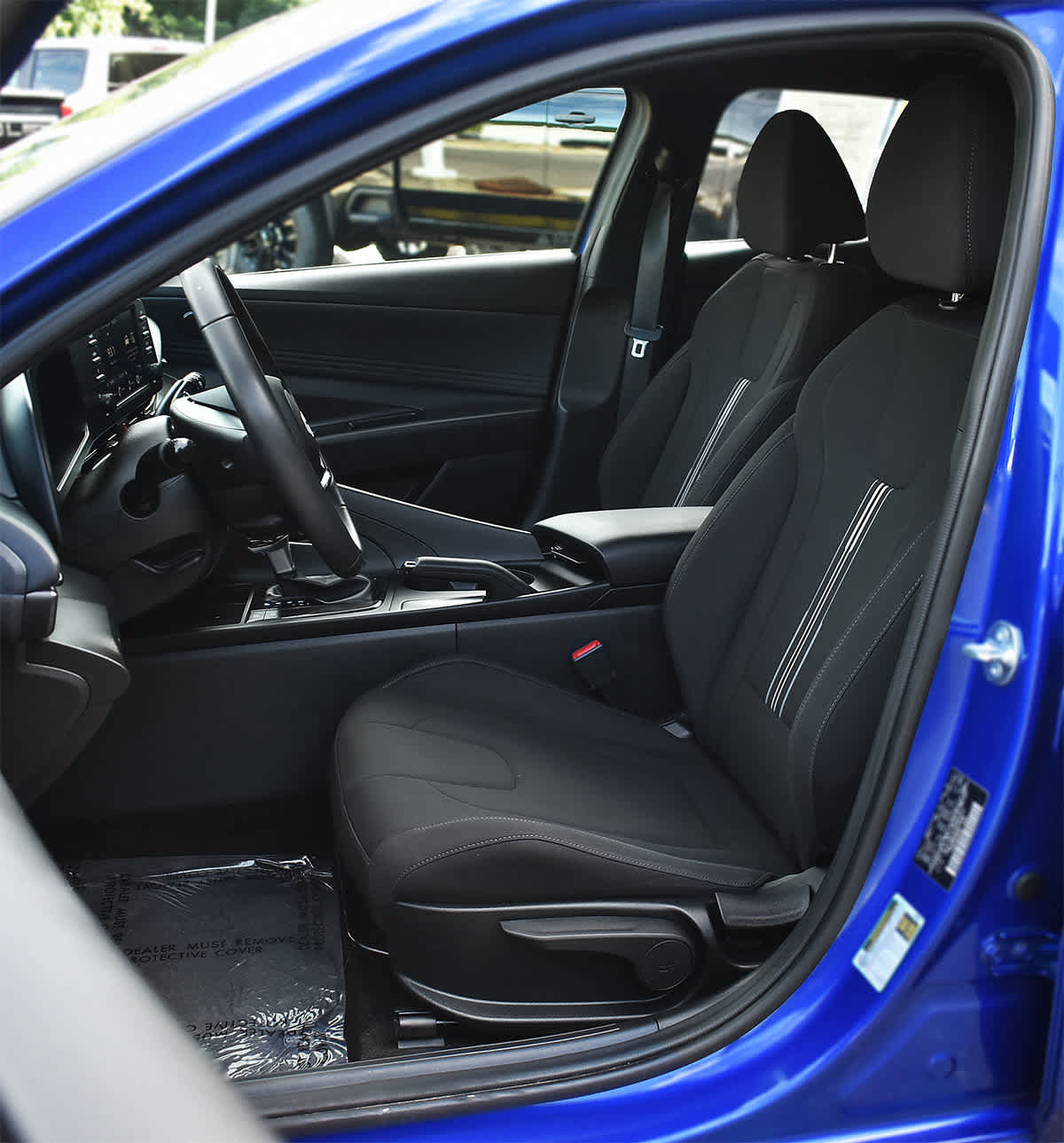 Used 2025 Hyundai Elantra Sport FWD image 9