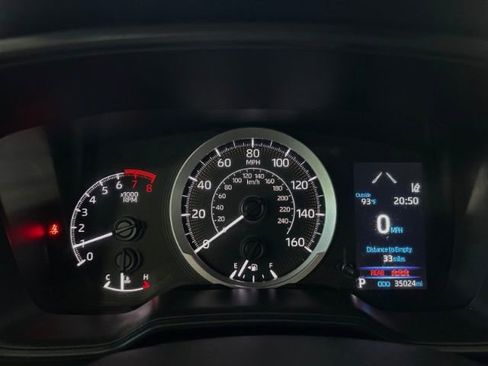 Used 2021 Toyota Corolla LE image 16